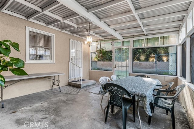 Detail Gallery Image 23 of 28 For 19612 Schoolcraft, Reseda,  CA 91335 - 3 Beds | 1 Baths