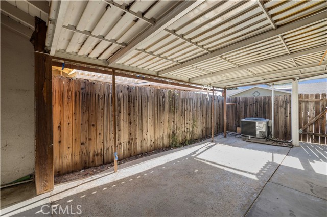 Detail Gallery Image 32 of 42 For 26824 Circle of the Oaks, Newhall,  CA 91321 - 2 Beds | 2 Baths