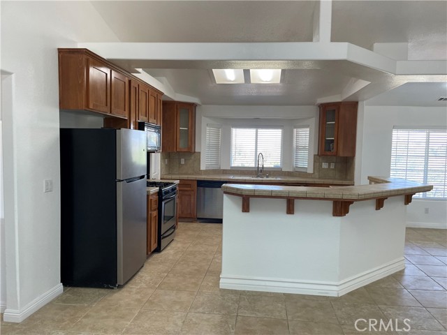 Detail Gallery Image 12 of 32 For 4679 Gorgonio Rd, Phelan,  CA 92371 - 4 Beds | 2 Baths