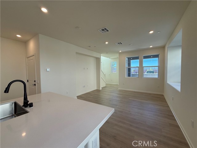 Detail Gallery Image 7 of 22 For 16365 Sandpiper Ave, Chino,  CA 91708 - 3 Beds | 3 Baths