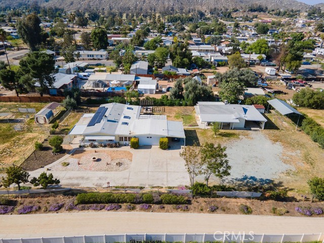 26730 Franklin Avenue, Hemet CA: https://media.crmls.org/medias/392019d2-e153-4070-bfe6-2e9cfab257da.jpg
