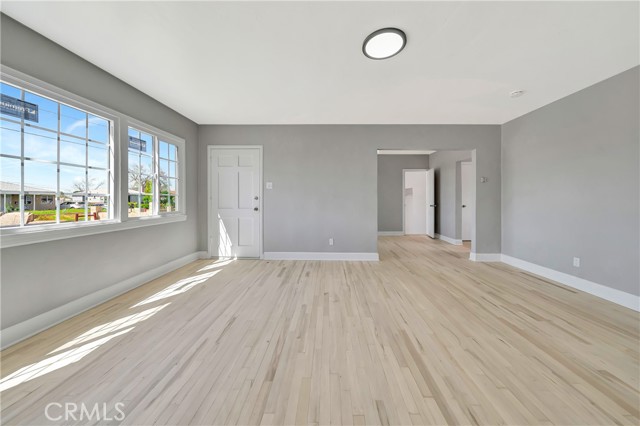 Detail Gallery Image 6 of 41 For 44516 Fern, Lancaster,  CA 93534 - 3 Beds | 2 Baths