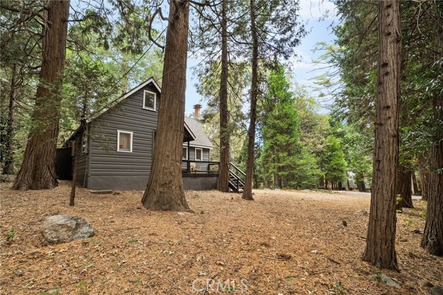 782 W Village, Crestline, CA 92325