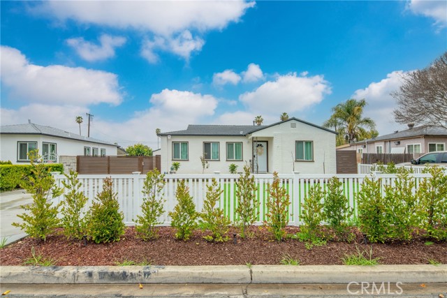 Detail Gallery Image 1 of 43 For 1257 E Mobeck St, West Covina,  CA 91790 - 3 Beds | 2 Baths