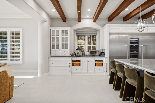 24 Scenic Bluff, Newport Coast CA: https://media.crmls.org/medias/3921e0f9-6f8b-4b86-92b6-3b03bc71c274.jpg