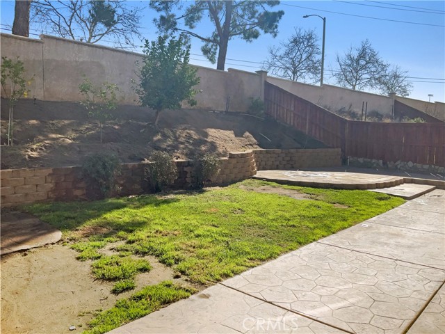 17562 Calle De Amigos, Moreno Valley, California 92551, 5 Bedrooms Bedrooms, ,3 BathroomsBathrooms,Single Family Residence,For Sale,Calle De Amigos,IV25042485