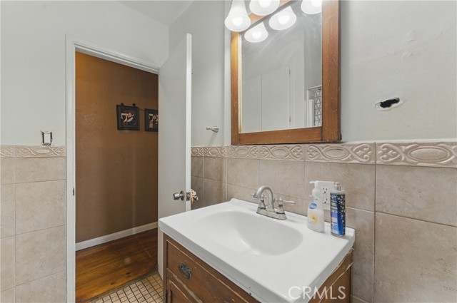 Detail Gallery Image 15 of 25 For 14423 Dumont Ave, Norwalk,  CA 90650 - 2 Beds | – Baths