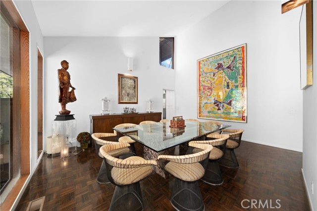 24865 Long Valley Road, Hidden Hills CA: https://media.crmls.org/medias/39247d31-17f9-47a8-b4b3-d1e4949364a9.jpg