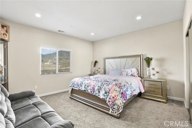 5491 N Pinnacle Lane, San Bernardino CA: https://media.crmls.org/medias/3924d568-3254-4f9b-b278-12d8c0476bda.jpg