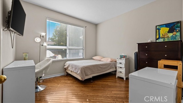 Image 26 of 62 For 2162 Euclid Avenue