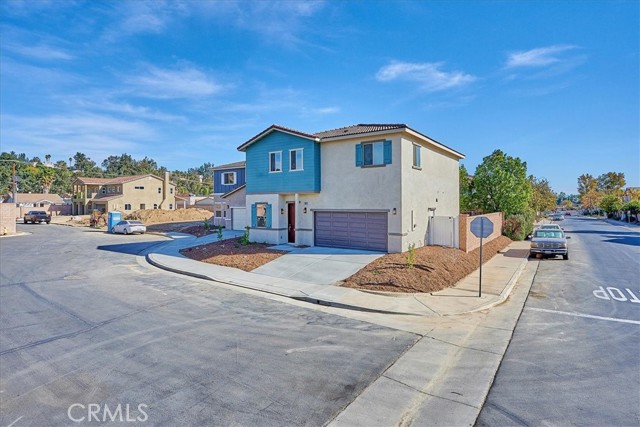 Detail Gallery Image 2 of 51 For 31020 N Sedona St, Lake Elsinore,  CA 92530 - 5 Beds | 4 Baths