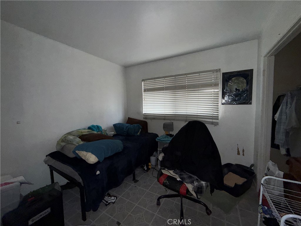 https://media.crmls.org/medias/3927a378-0b0c-455b-8eef-5fda4a097e6f.jpg?preset=X-Large