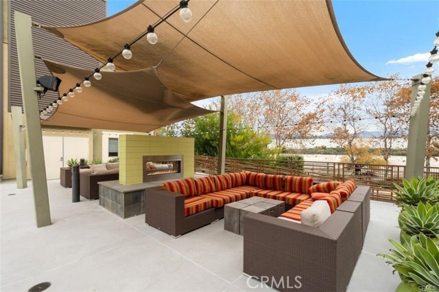 Detail Gallery Image 25 of 37 For 2980 Ripple Pl #107,  Los Angeles,  CA 90039 - 2 Beds | 2 Baths