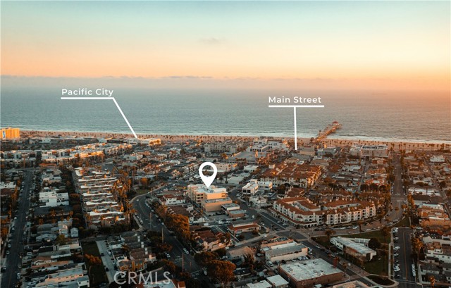 414 Main, Huntington Beach CA: https://media.crmls.org/medias/39282cdd-409e-4204-b4de-7cc9b971deff.jpg