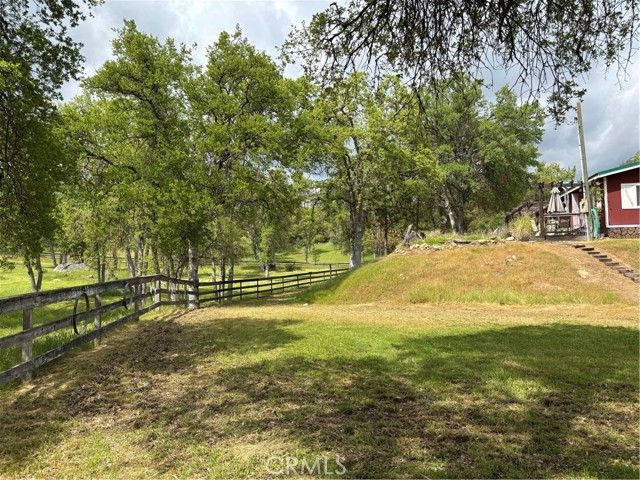 4060 Indian Peak Road, Mariposa CA: https://media.crmls.org/medias/3928373f-bd42-48c1-bc23-3513b8d12905.jpg