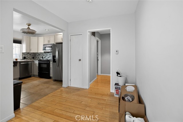 Detail Gallery Image 12 of 30 For 21 Alamitos, Long Beach,  CA 90802 - 2 Beds | 2 Baths