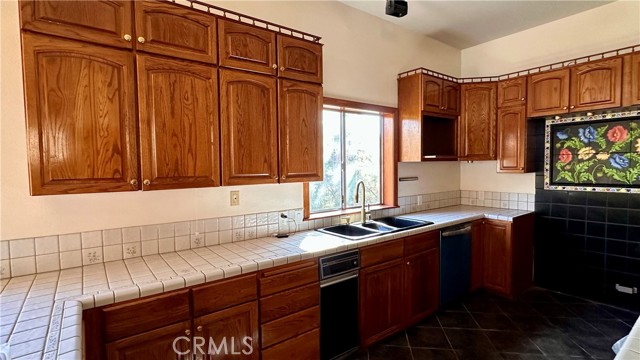 Detail Gallery Image 19 of 57 For 23785 Zurich Dr, Crestline,  CA 92325 - 4 Beds | 3/1 Baths