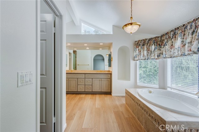 Detail Gallery Image 25 of 38 For 617 Calle Santa Barbara, San Dimas,  CA 91773 - 4 Beds | 3 Baths