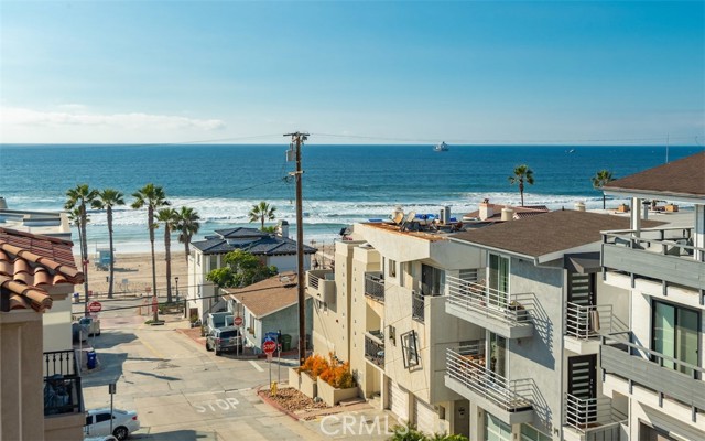 200 40th Street, Manhattan Beach, California 90266, 4 Bedrooms Bedrooms, ,4 BathroomsBathrooms,Residential,Sold,40th,SB22010624