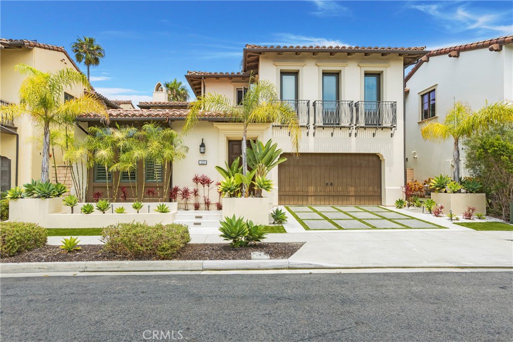 MLS #OC25181790 image #1