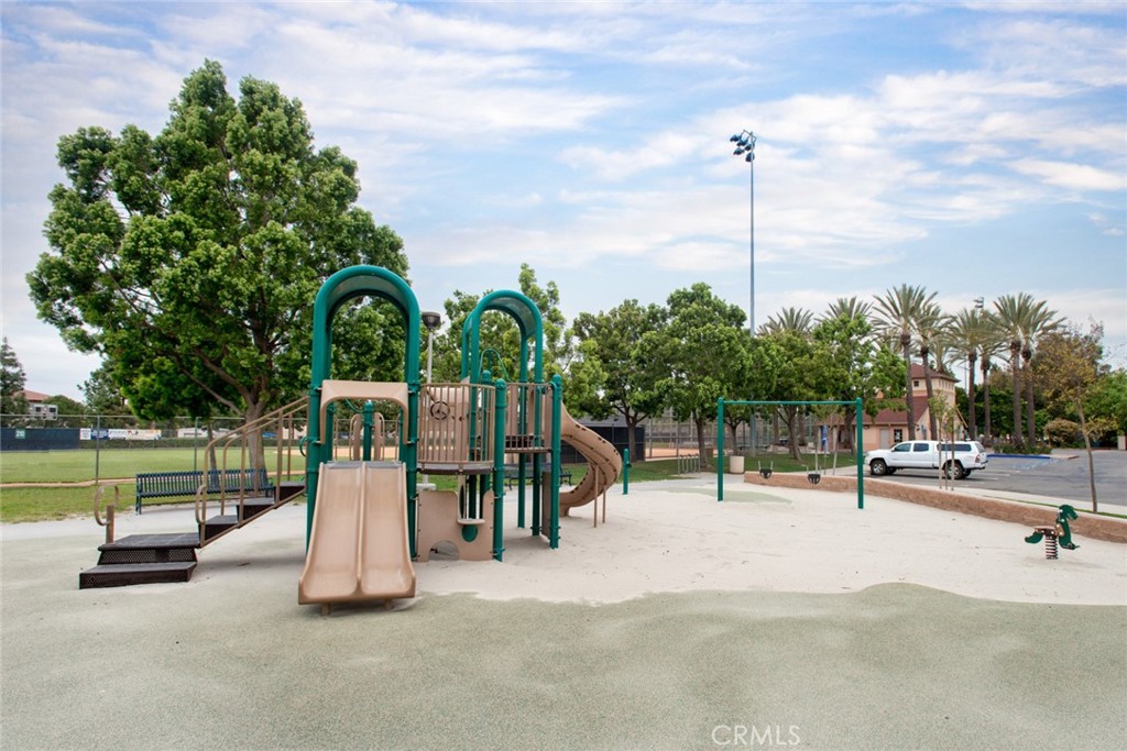 392d446b 9224 4d60 B353 49ddcb73d7af