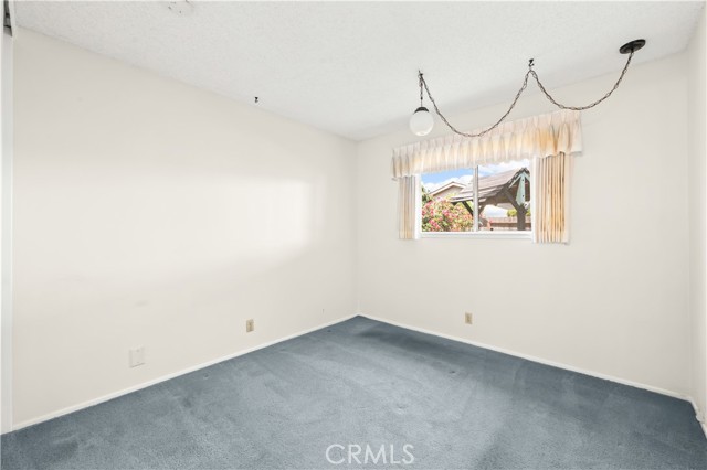 Image 18 of 56 For 6595 Jaluit Street