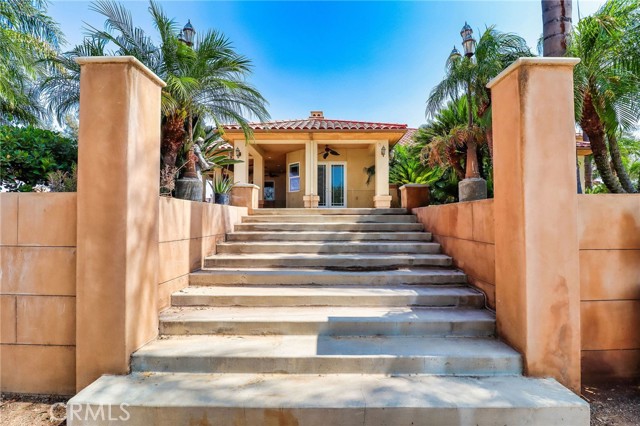 6116 Chadbourne Avenue, Riverside CA: https://media.crmls.org/medias/392d6bc8-e66b-44ca-af17-3f8d29f7d0ff.jpg