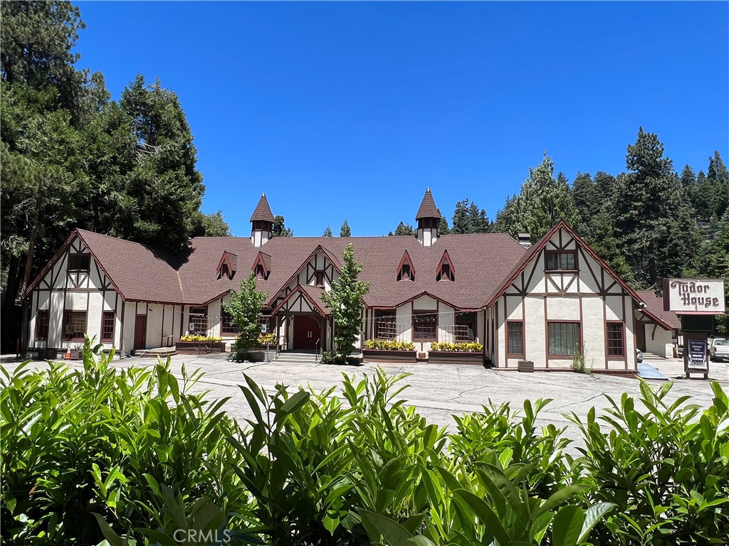 800 Arrowhead Villa Road