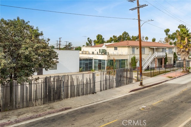 Image 10 of 34 For 1011 Willowbrook Avenue