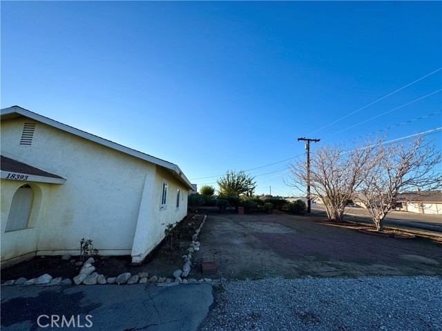 Detail Gallery Image 3 of 13 For 18393 Catalpa St, Hesperia,  CA 92345 - 2 Beds | 1 Baths