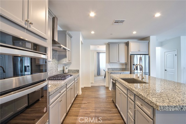 Detail Gallery Image 14 of 65 For 33022 Clairette Ct, Winchester,  CA 92596 - 6 Beds | 5 Baths