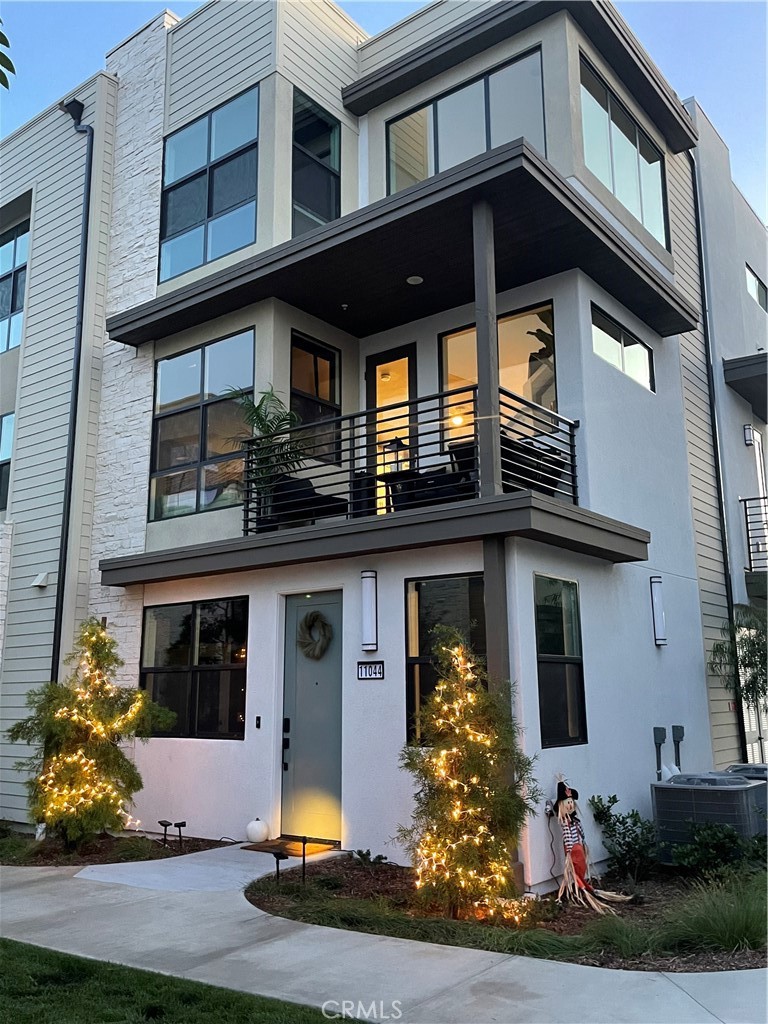 11044 Momentum Drive