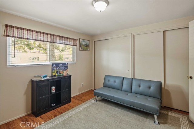 Detail Gallery Image 15 of 27 For 1200 N Valley St, Burbank,  CA 91505 - 4 Beds | 2 Baths