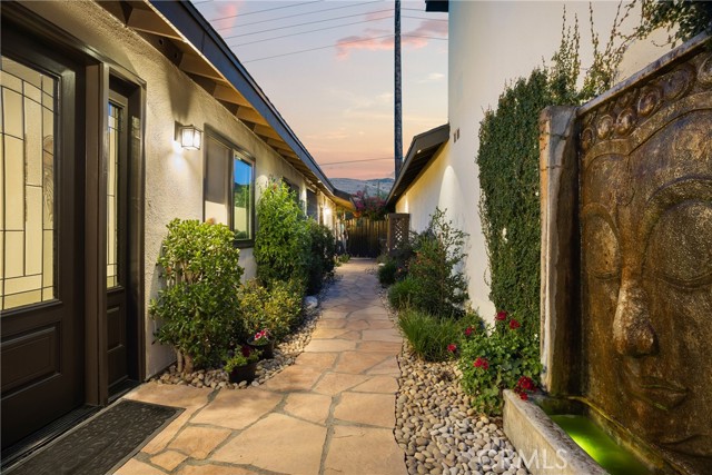 Detail Gallery Image 33 of 42 For 30749 Canwood St, Agoura Hills,  CA 91301 - 3 Beds | 2 Baths