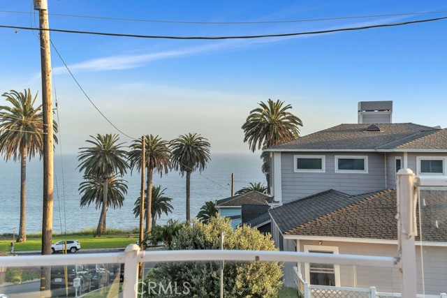 Detail Gallery Image 5 of 65 For 900 W 37th St, San Pedro,  CA 90731 - 3 Beds | 2 Baths