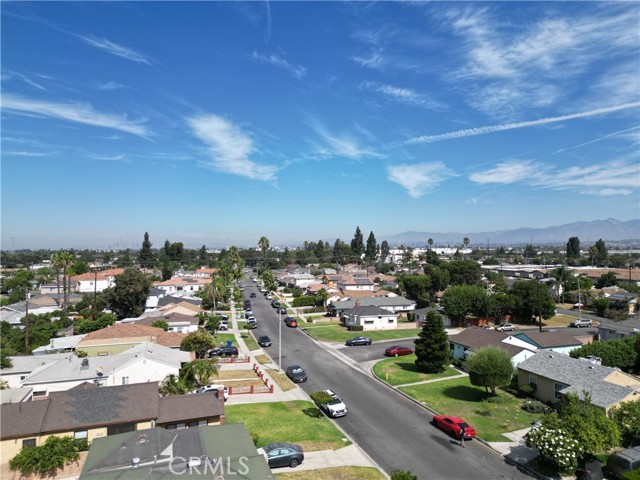 Detail Gallery Image 25 of 33 For 8322 Vista Del Rosa St, Downey,  CA 90240 - 5 Beds | 3 Baths