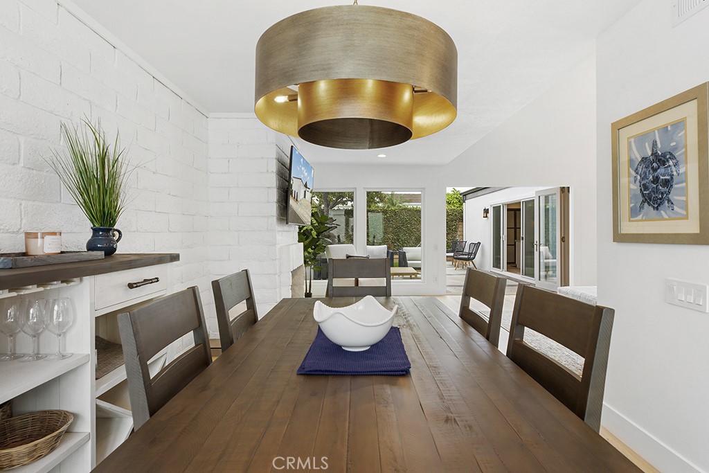 393132c6 F4b2 4310 8446 1a363e11deff