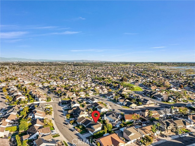 Detail Gallery Image 29 of 31 For 5552 Ridgebury Dr, Huntington Beach,  CA 92649 - 4 Beds | 2/1 Baths
