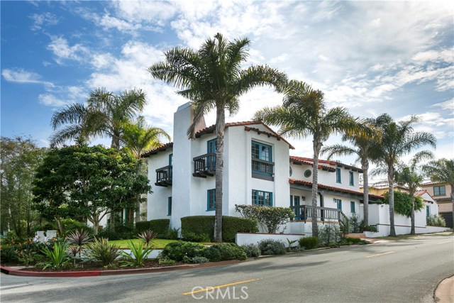 600 35th Street, Manhattan Beach, California 90266, 3 Bedrooms Bedrooms, ,2 BathroomsBathrooms,Residential,Sold,35th,SB17026414