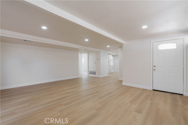 8235 Coleman Street, Riverside CA: https://media.crmls.org/medias/3931a78b-a0de-4279-b2d9-ea2dc8c4e565.jpg