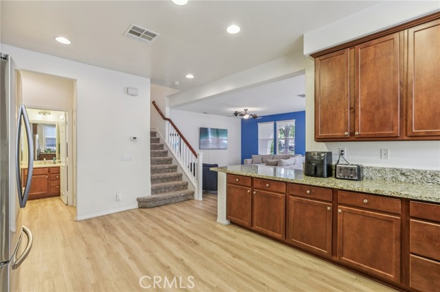 28519 Pietro Drive, Valencia CA: https://media.crmls.org/medias/39320654-975b-4cb4-9d43-082466319235.jpg