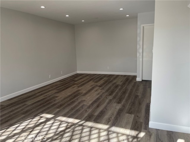 Detail Gallery Image 4 of 13 For 501 Alexander St, Glendale,  CA 91203 - 2 Beds | 1 Baths