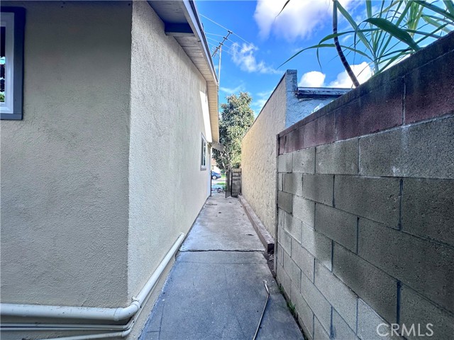 Detail Gallery Image 17 of 19 For 233 Russell, Monterey Park,  CA 91755 - 2 Beds | 1 Baths