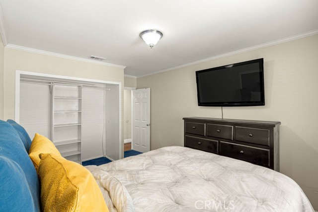 1933 W 147th Street, Gardena CA: https://media.crmls.org/medias/39325408-2c87-413d-813a-c45b6848b80d.jpg