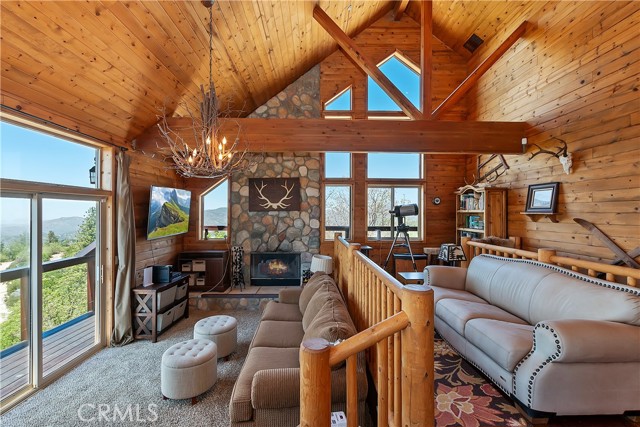Detail Gallery Image 7 of 75 For 175 N Trails End Rd, Green Valley Lake,  CA 92341 - 5 Beds | 2 Baths