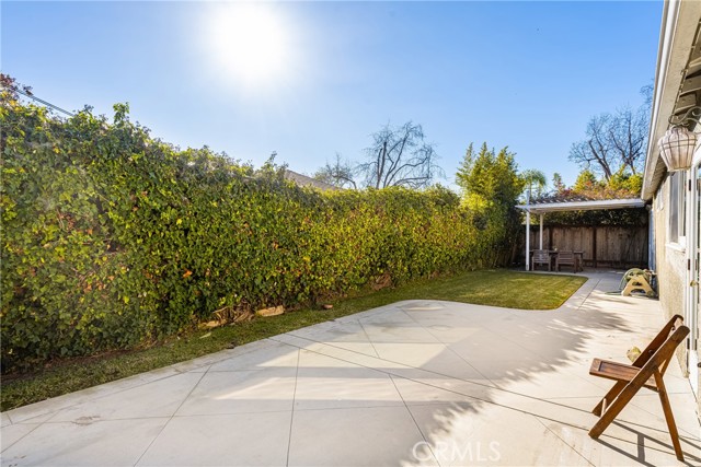 Image 6 of 58 For 939 Oak Street