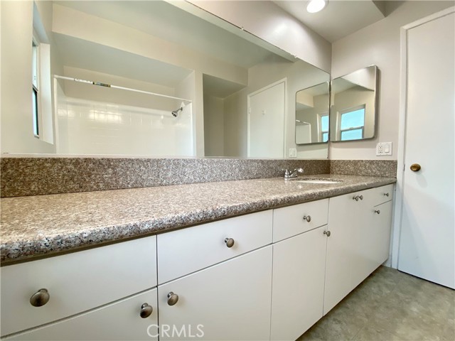 Detail Gallery Image 12 of 12 For 3335 Triangle Pl #6,  Glendale,  CA 91208 - 1 Beds | 1 Baths
