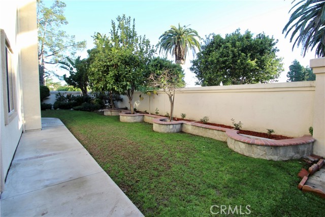 Detail Gallery Image 22 of 31 For 11 Pienza, Irvine,  CA 92606 - 5 Beds | 3 Baths