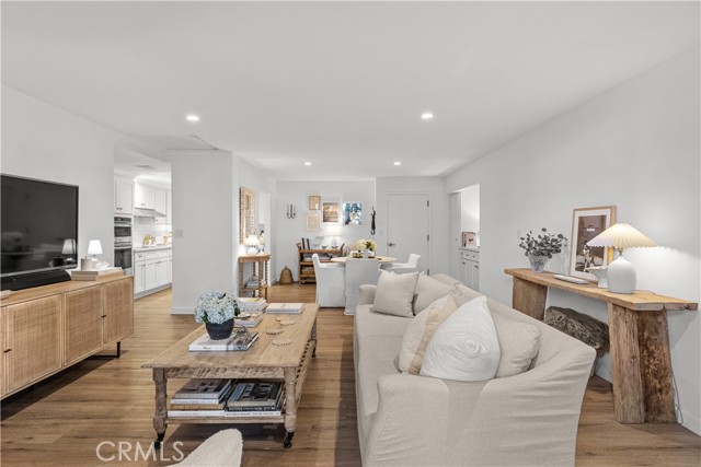 Detail Gallery Image 6 of 15 For 601 Lido Park Dr #G,  Newport Beach,  CA 92663 - 2 Beds | 2 Baths