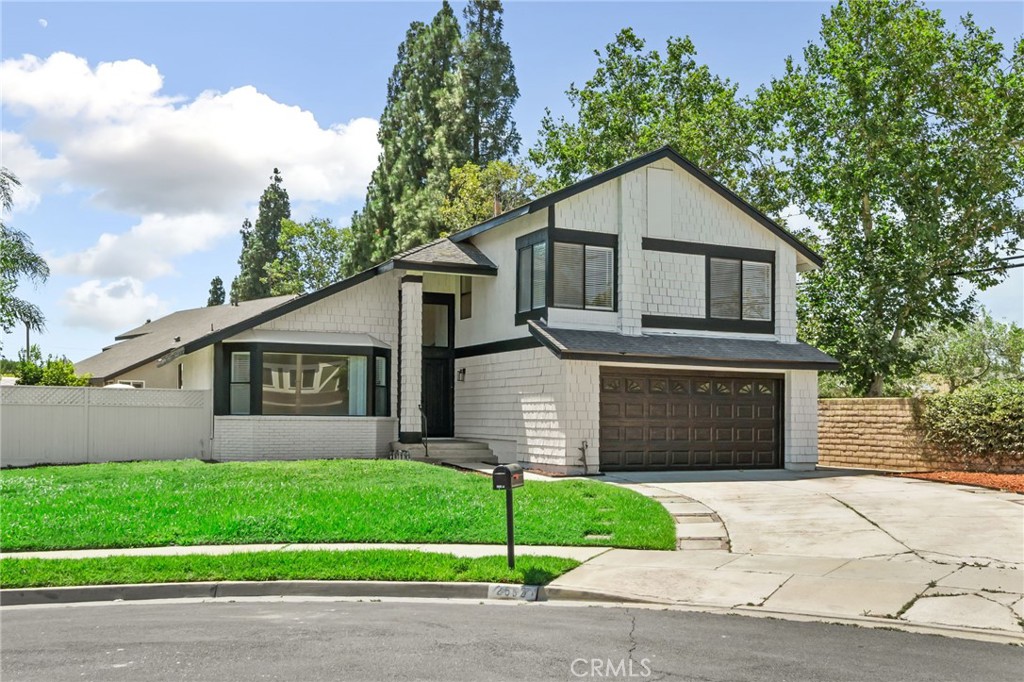 2602 S Mildred